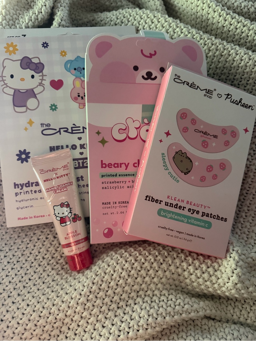 Hello Kitty Pink Hydrating Eye Care & Brightening Patches Set